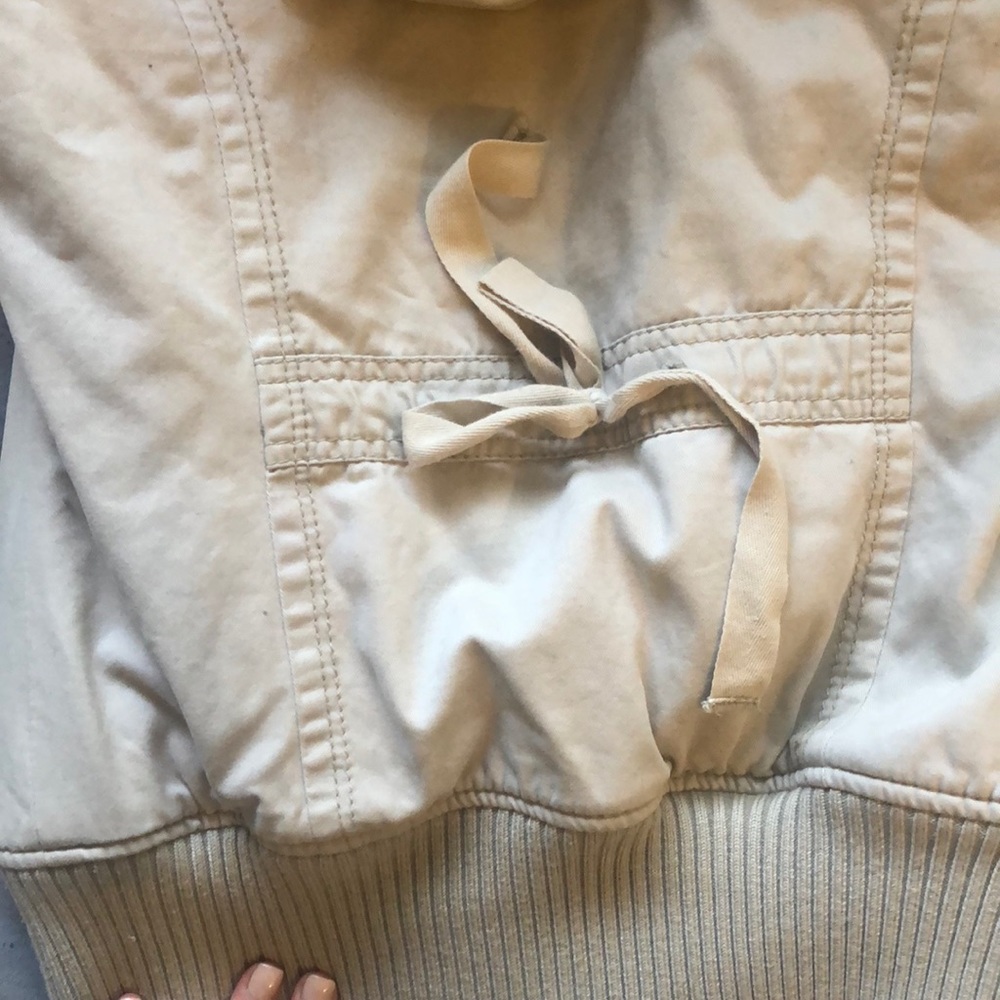 Jacket - Picture 4 of 4